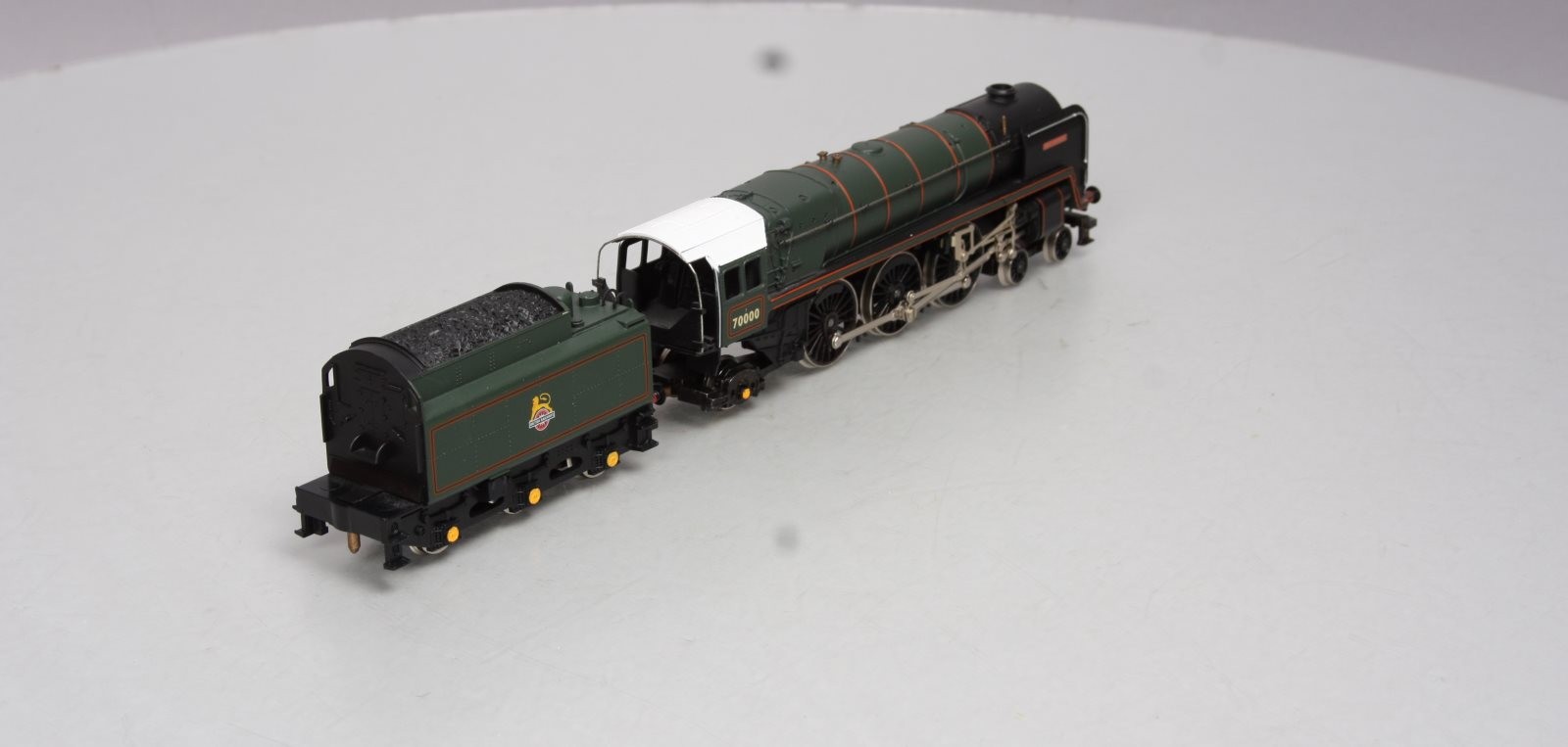Hornby R507 OO Scale BR Britannia Class 4-6-2 Pacific Steam Locomotive #70000 LN