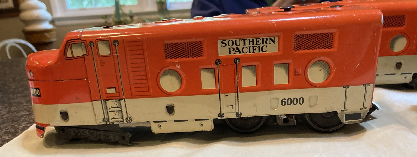 Marx O Gauge Southern Pacific 6000 A & B Units & Caboose #1235
