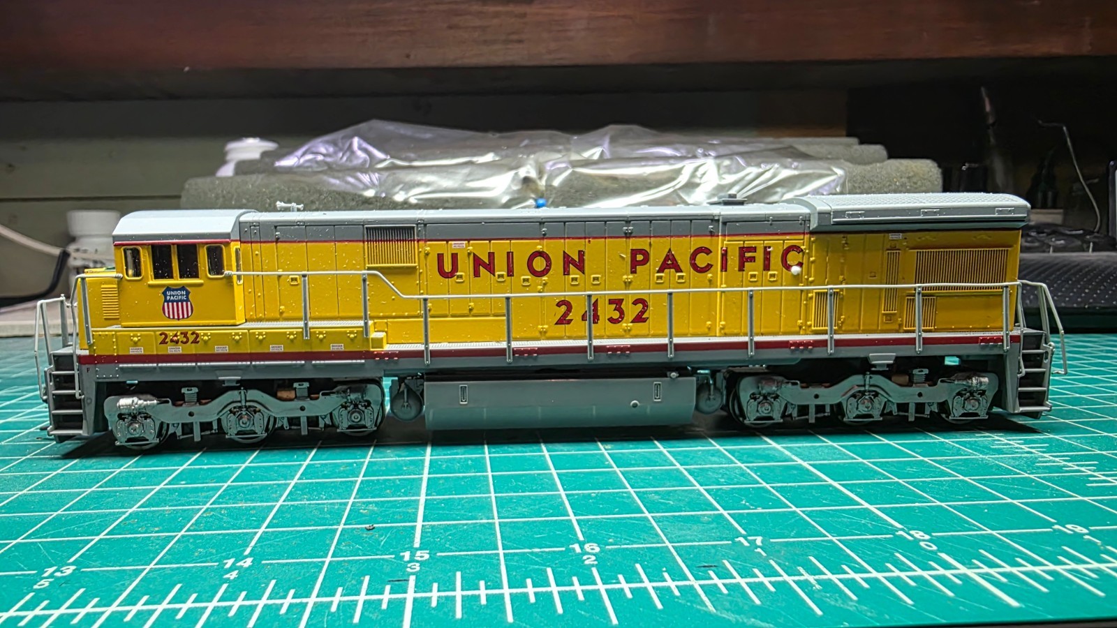 Atlas C30-7 Item #8634 Union Pacific 2432 w/NCE DCC installed