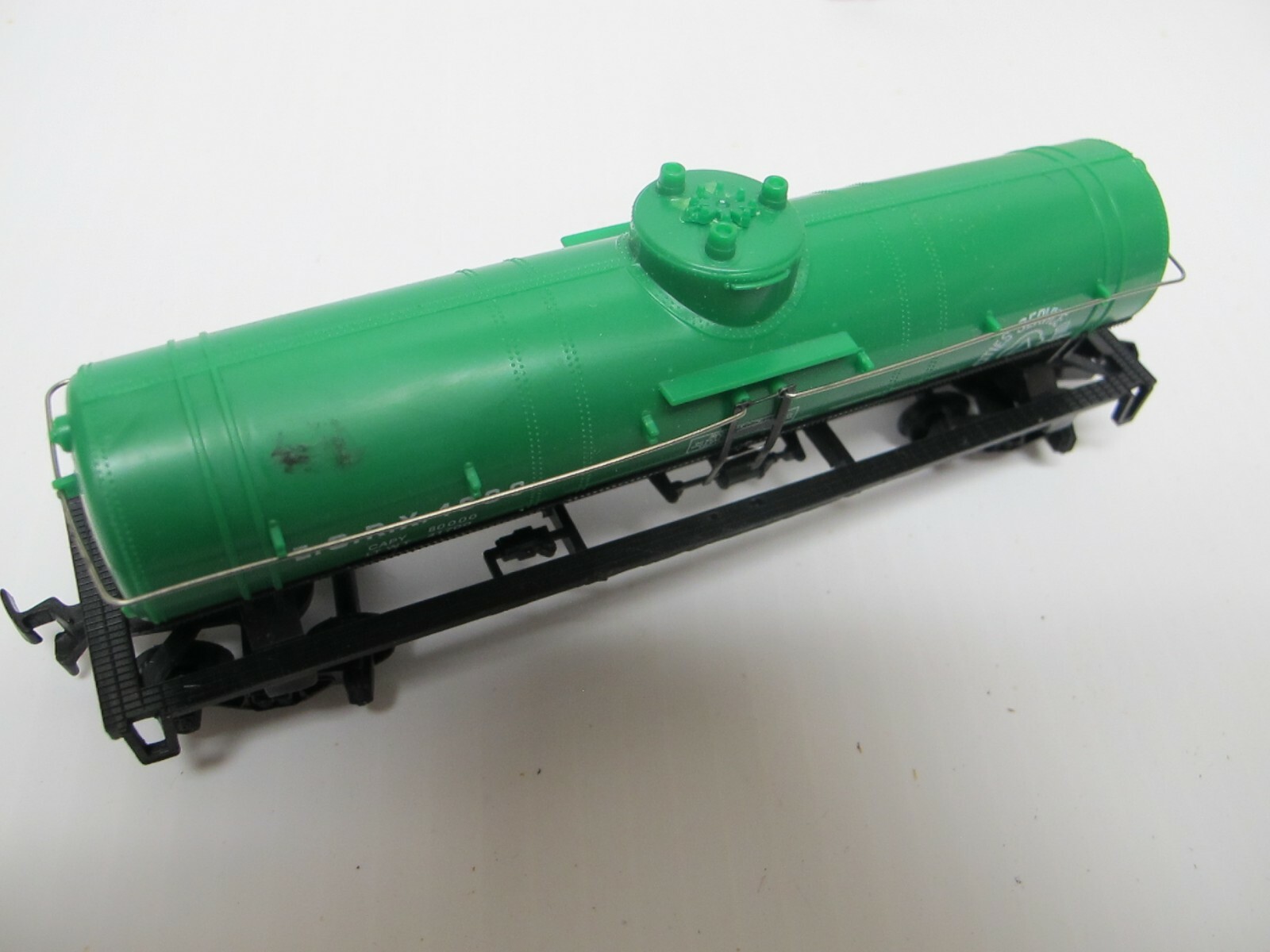 Vintage Model Power~Santa Fe Tank Car Cities Service Train Car~8032~HO Scale~NIB