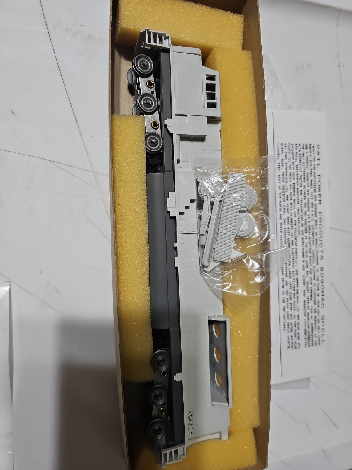 ho scale rail power products SD90MAC UNDECORATED