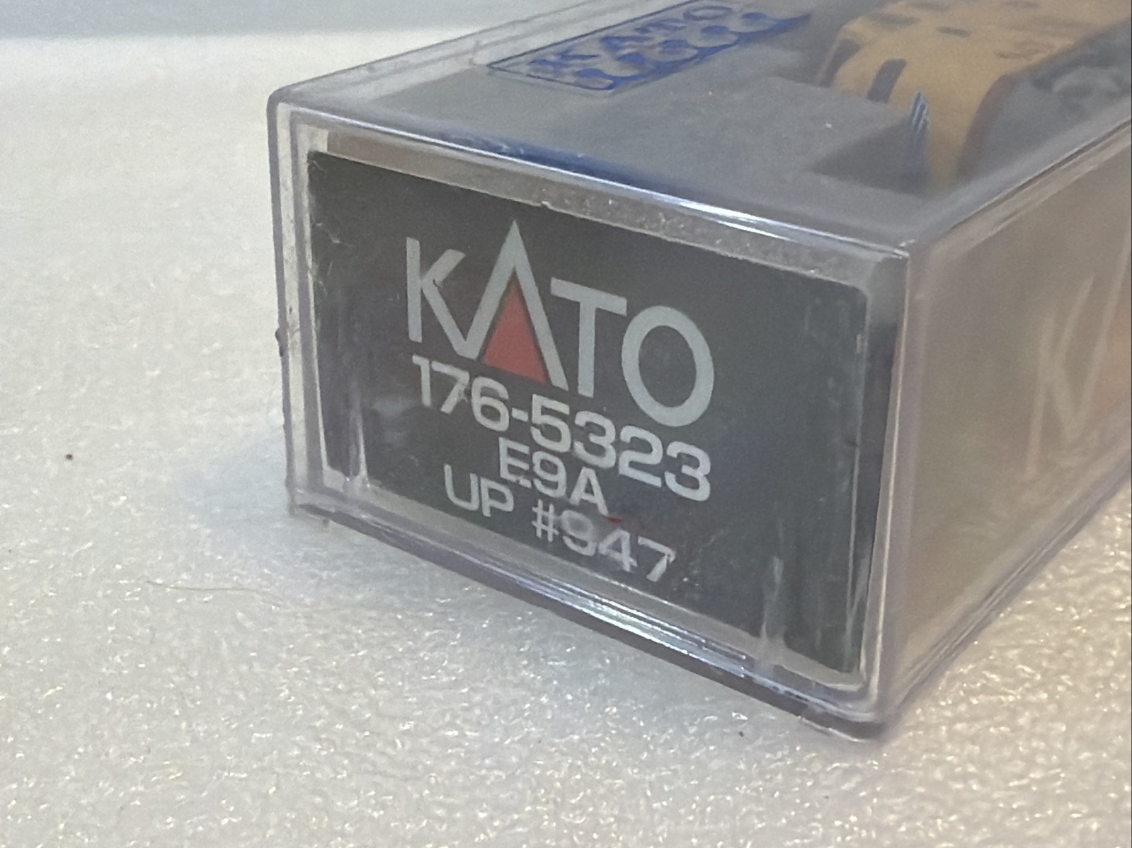 Kato N Scale EMD E9A Union Pacific 947 176-5323 Used Tested Runs Diesel Loco