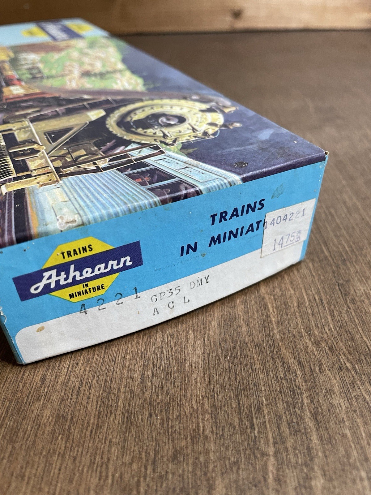 Athearn HO Blue Box Atlantic Coast Line GP35 Diesel Engine #963-Unpowered Dummy