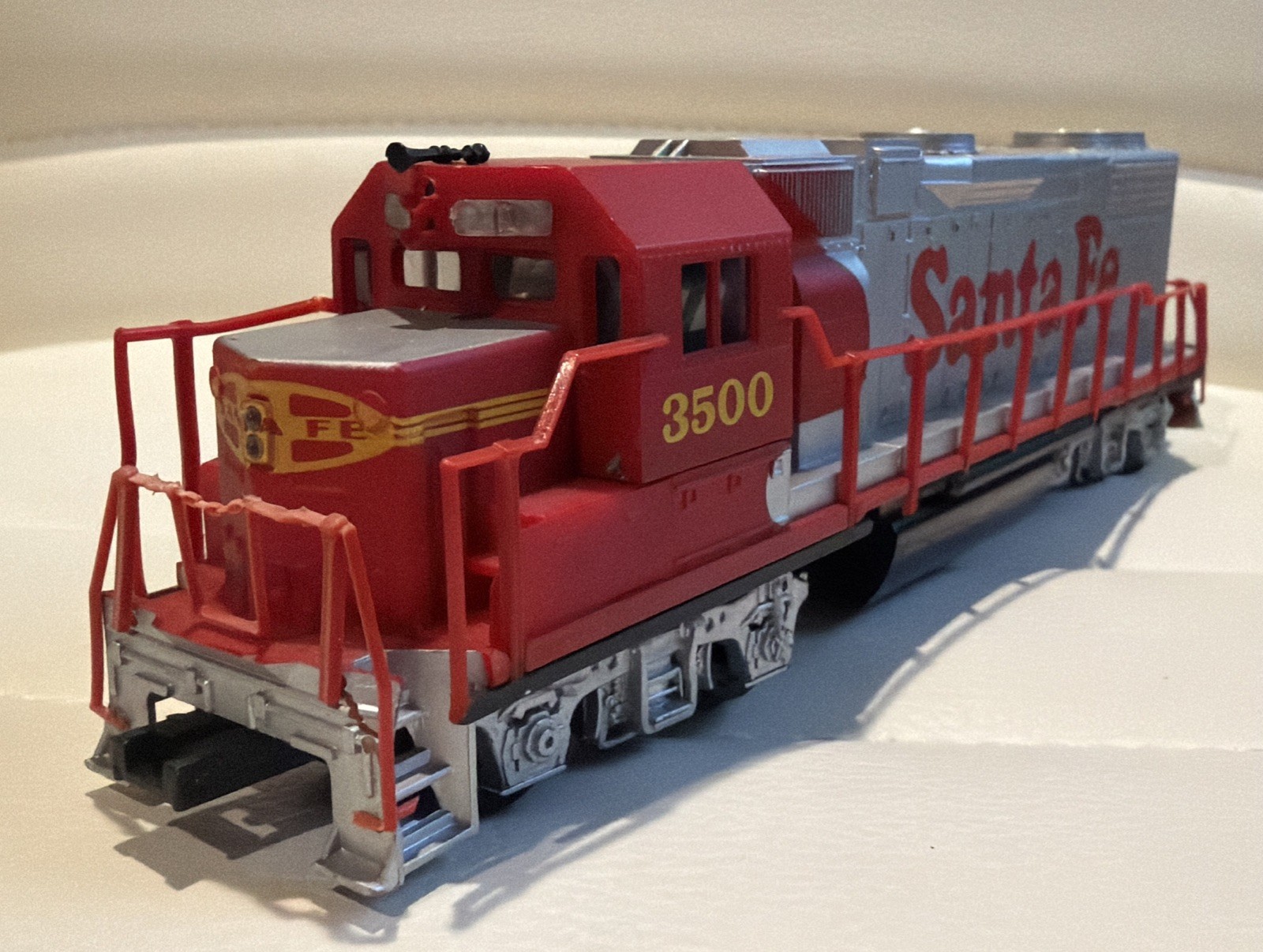 Life-Like HO Scale 3560 Santa FE Diesel Locomotive Engine Train Tested Works