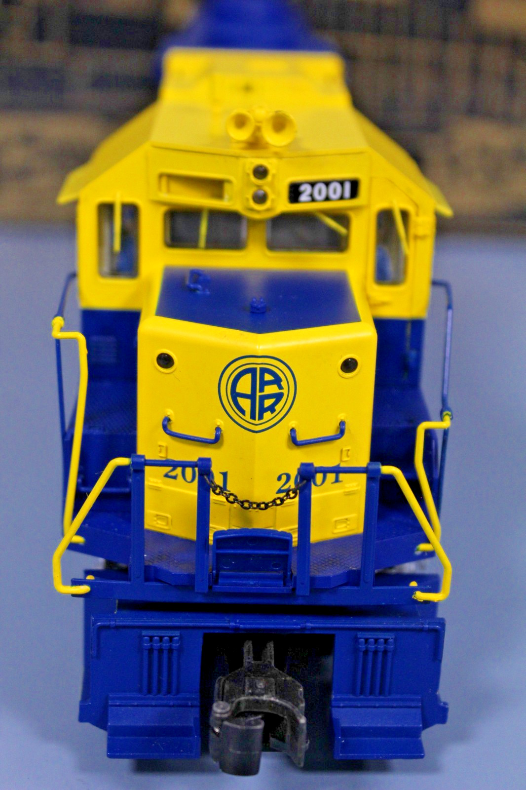 K-Line K2402-2001 Alaska RailRoad GP38-2 Diesel Engine W/LTI TMCC (B2)