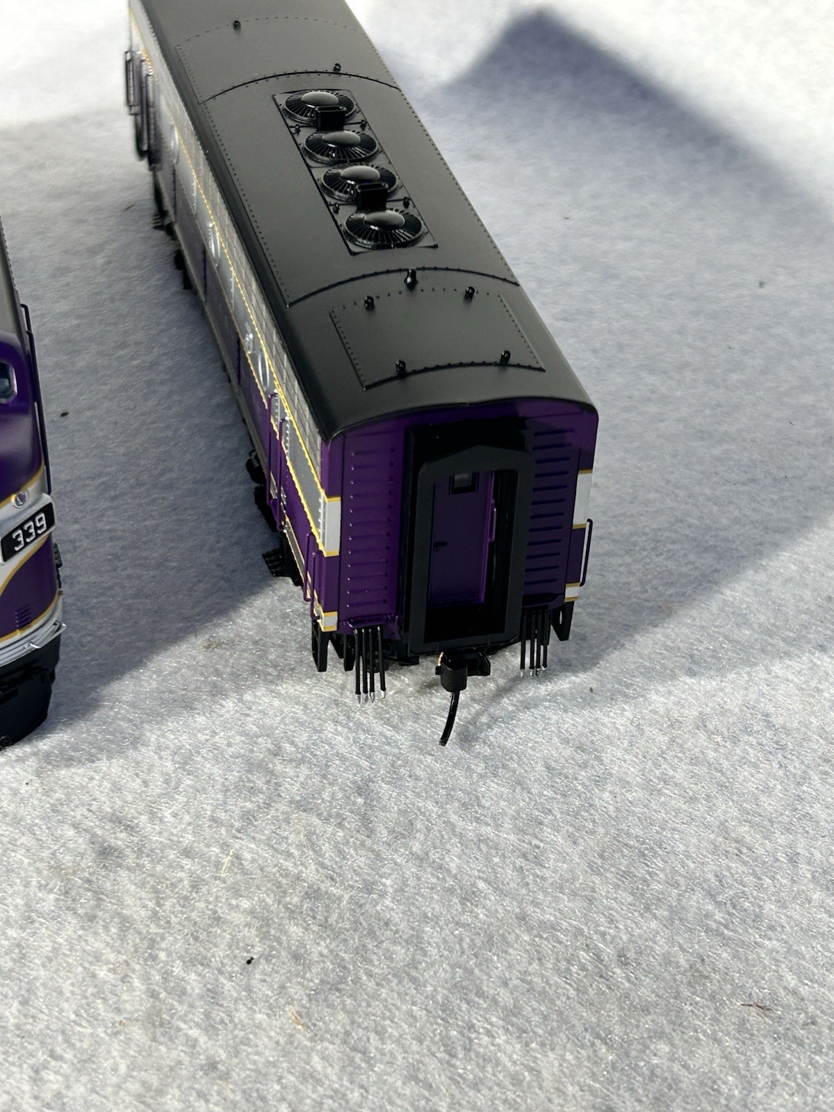 Gorgeous BLI Atlantic Coastline RR F-3 A/B Locomotive Set Paragon 4/DCC HO