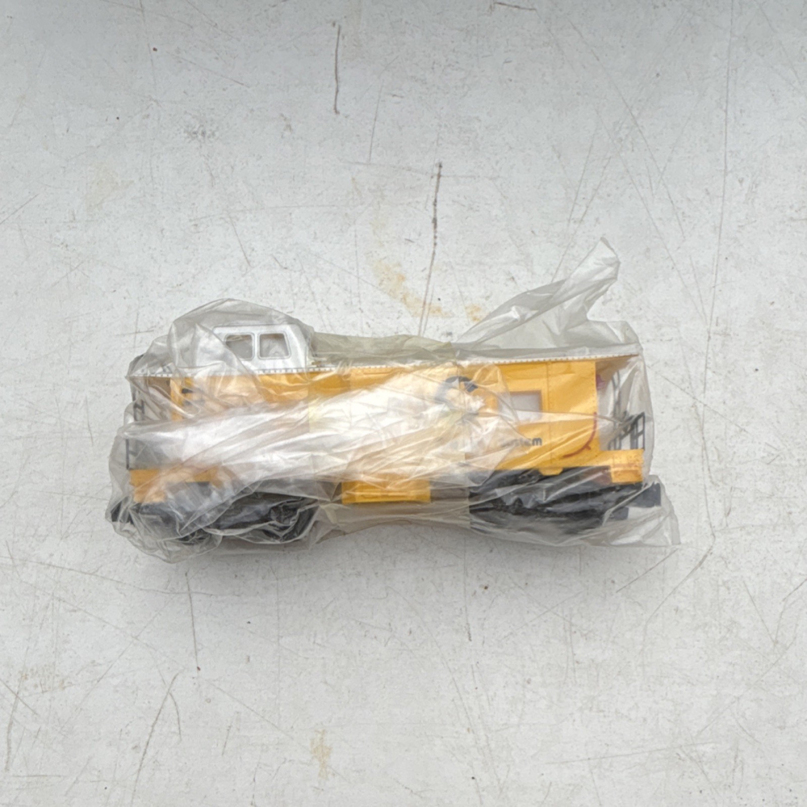 American Flyer Chessie System 9400 Caboose S Gauge Scale 1:87 Yellow Gray Black