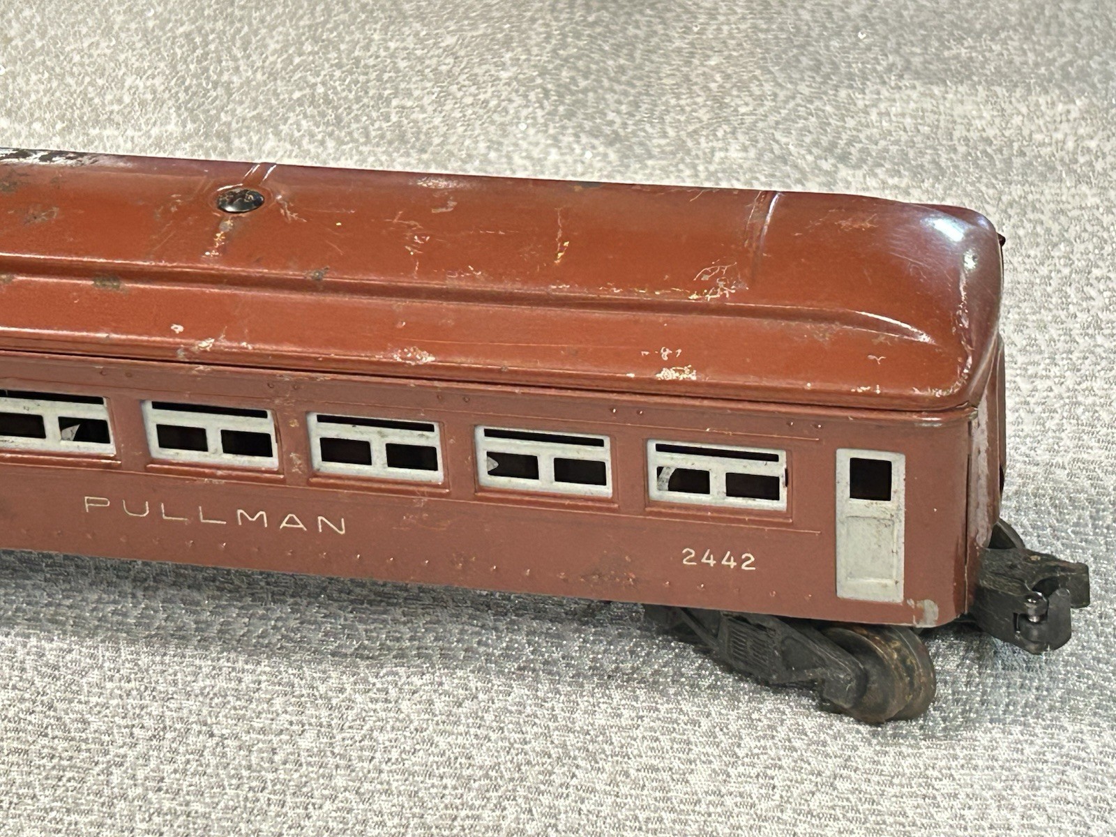 Vintage Lionel Train Pullman 2442 Lighted Passenger Car