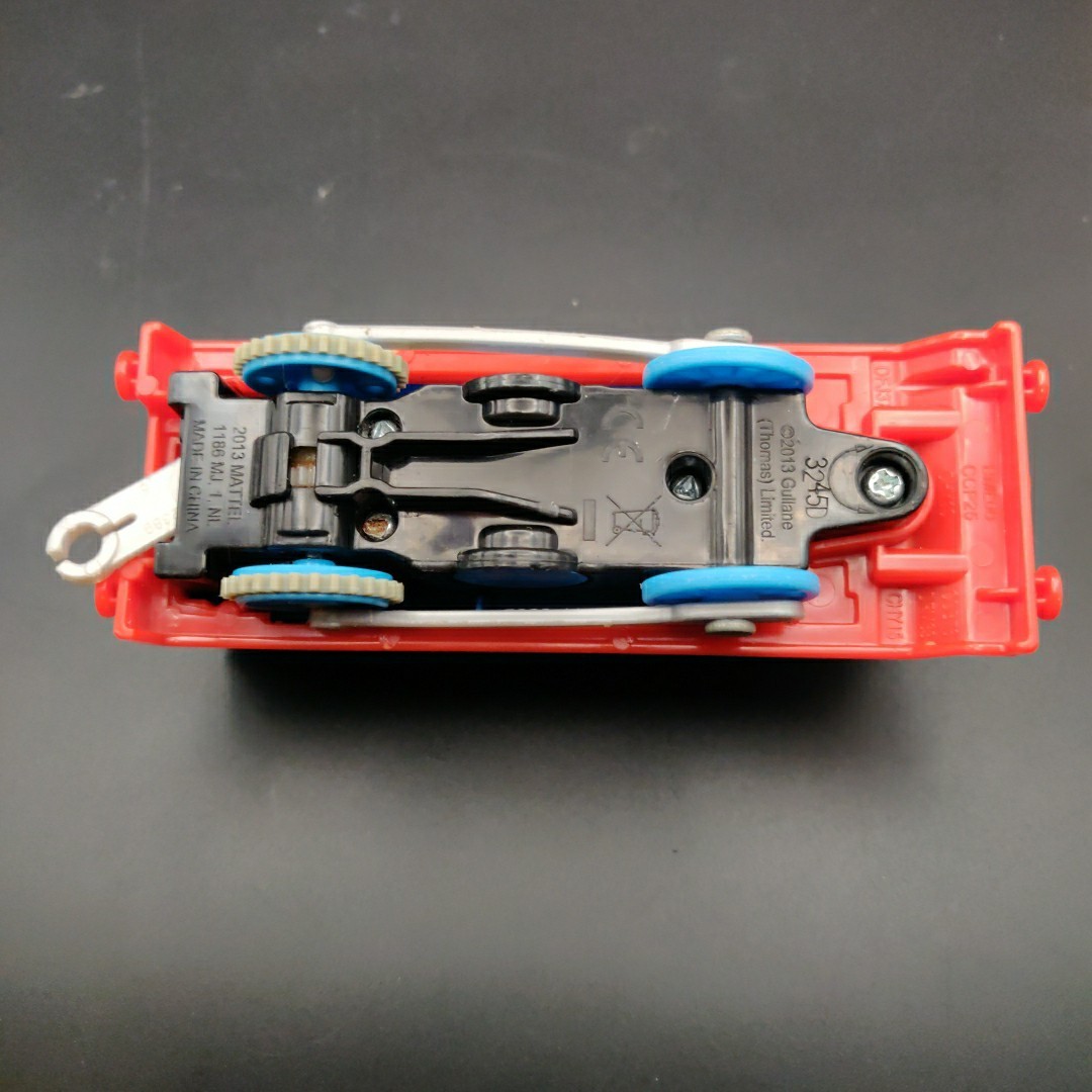 Thomas & Friends Mattel Train James The Red & Thomas Blue Plastic 2013 Used