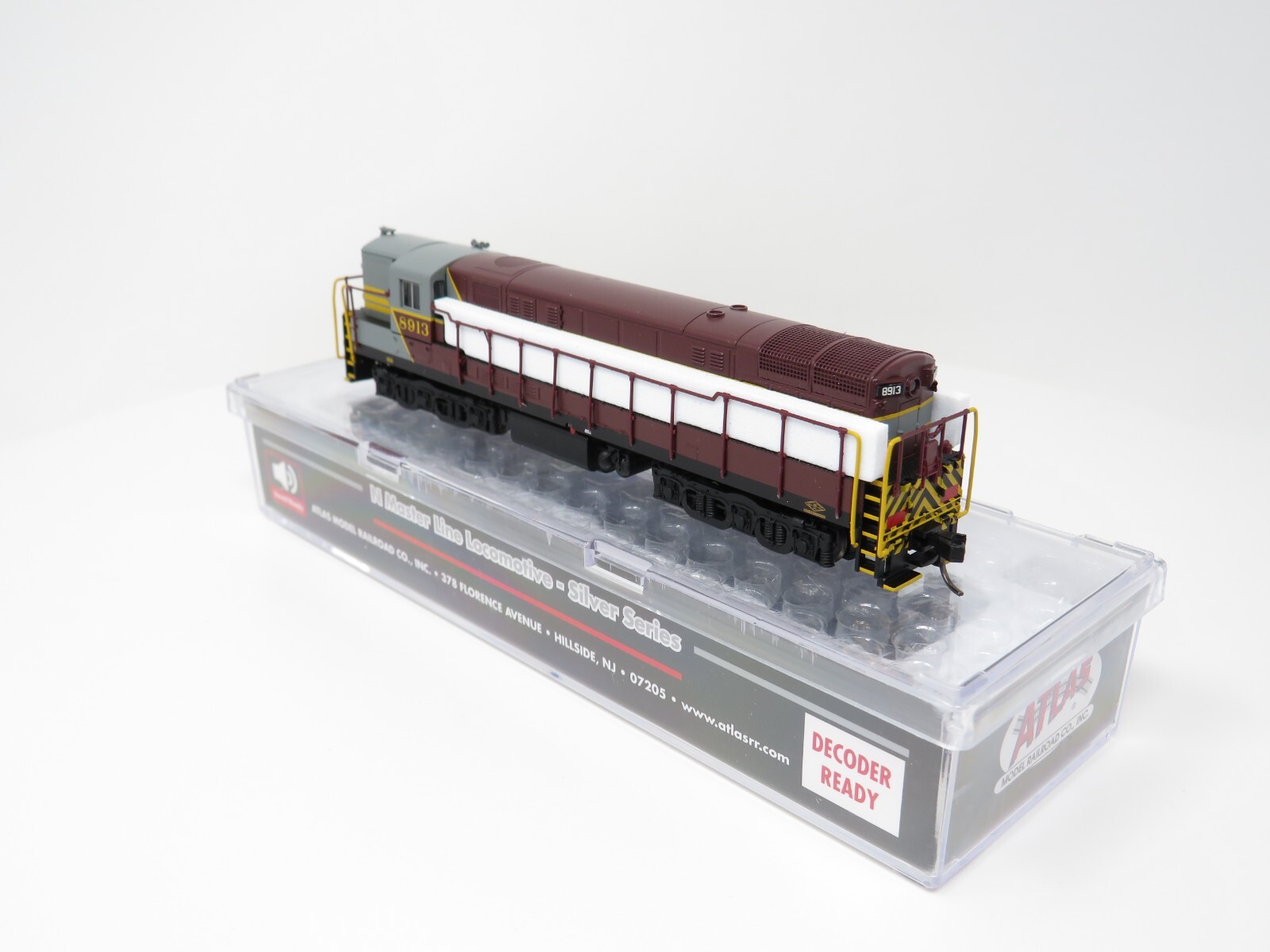 Atlas N 40005396 Canadian Pacific CP FM Trainmaster H24-66 Diesel Locomotive