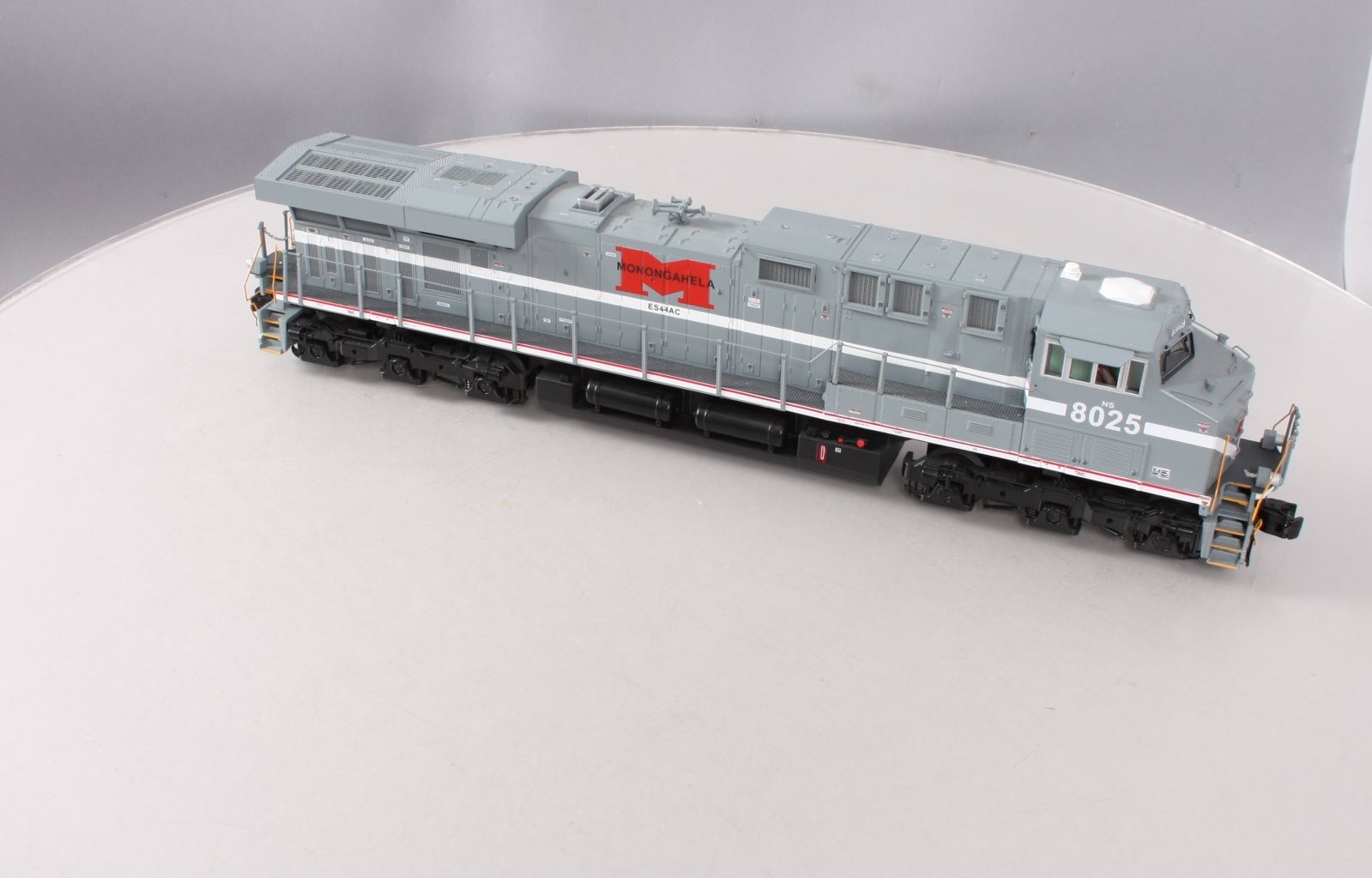 MTH 20-20281-3 Monongahela ES44AC Non-Powered Diesel Engine #8025 LN/Box