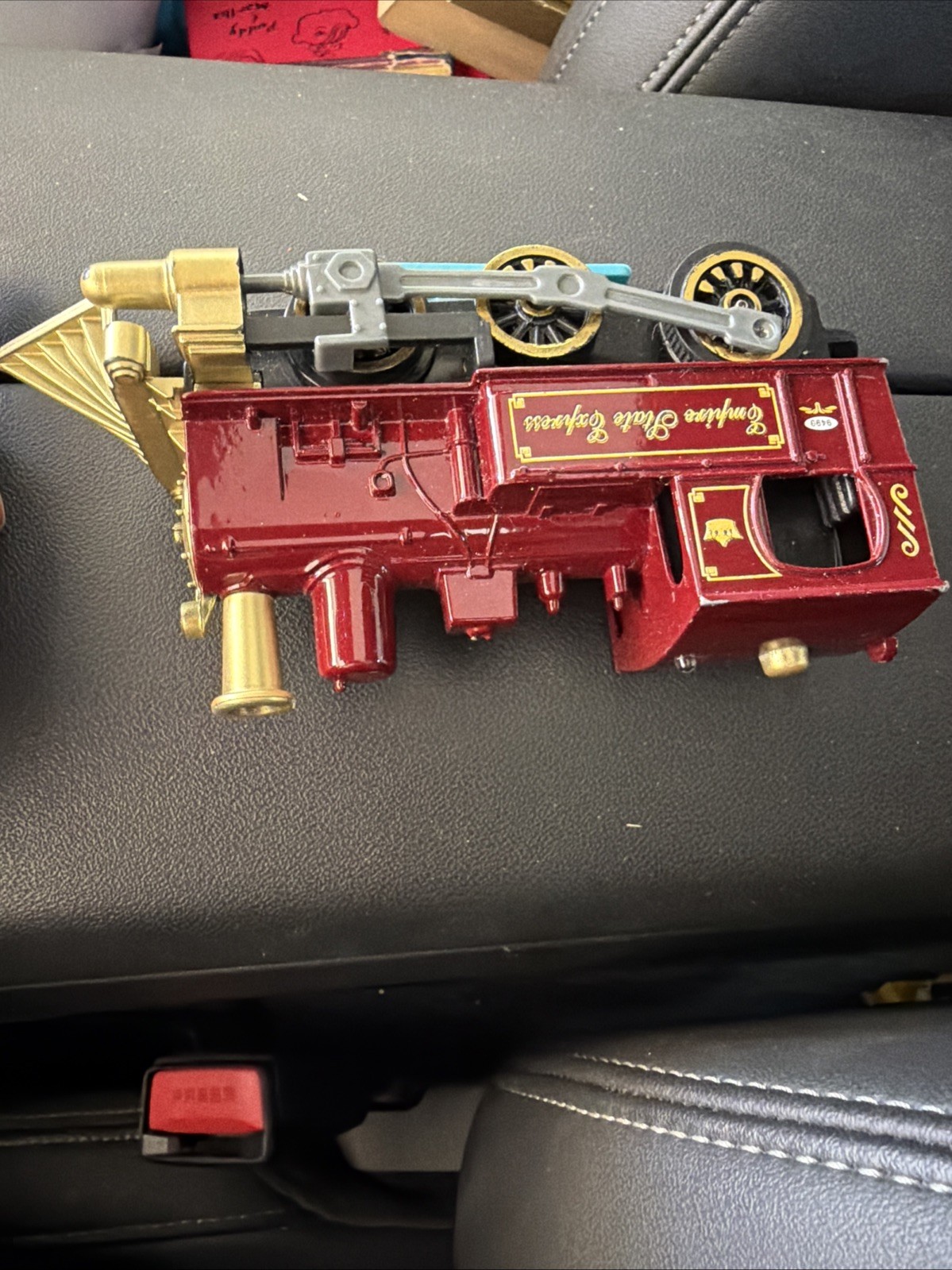 WOWTOYZ Empire State Express Steam Locomotive Maroon/Gold/Black Plastic M18166