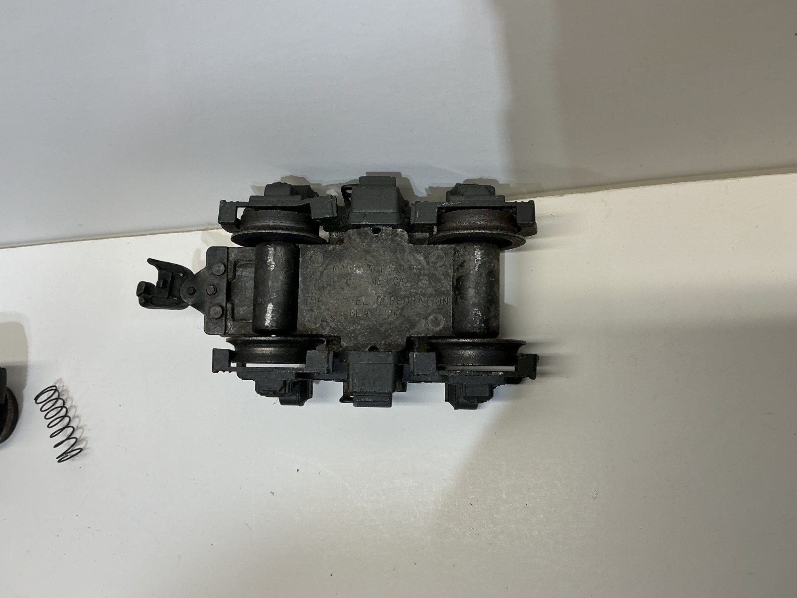 LIONEL ASSORTED F3 TRUCK PARTS