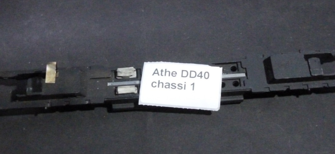 Ho Athearn Diesel locomotive DD40 Chassi frame