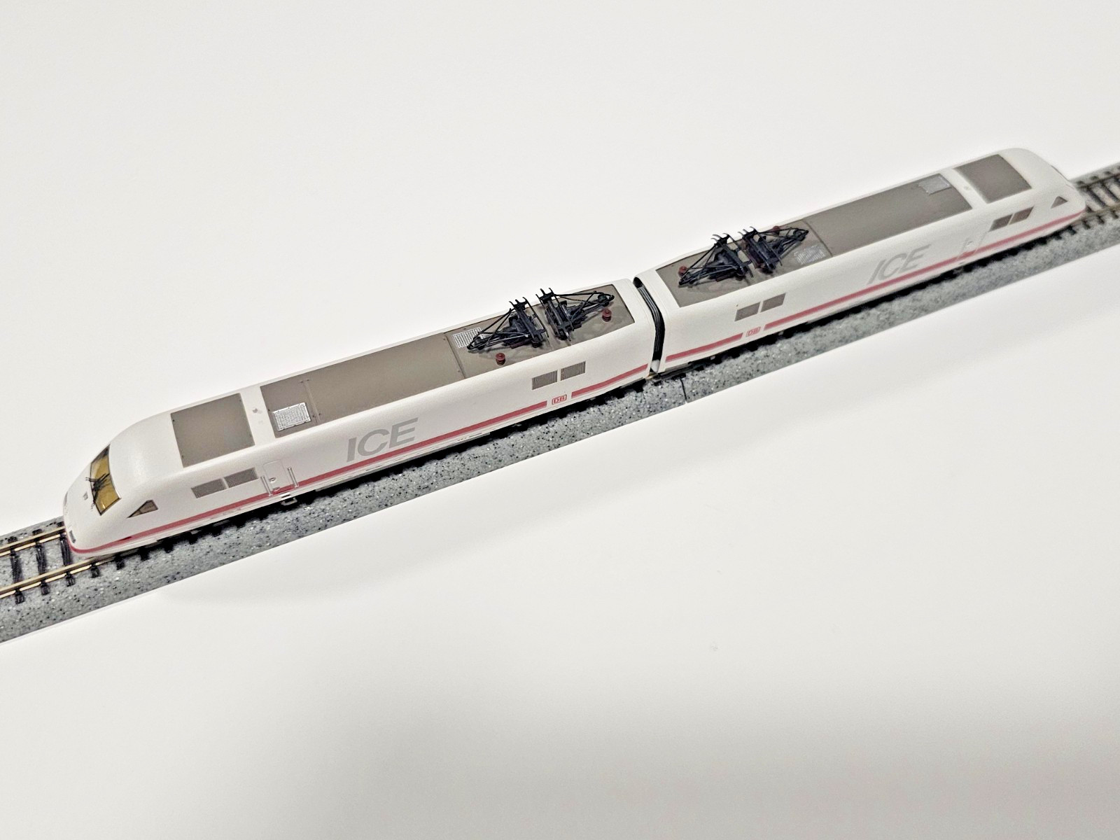 N SCALE FLEISCHMANN PICCOLO 7450 INTERCITY EXPRESS ICE TESTED WITH VIDEO