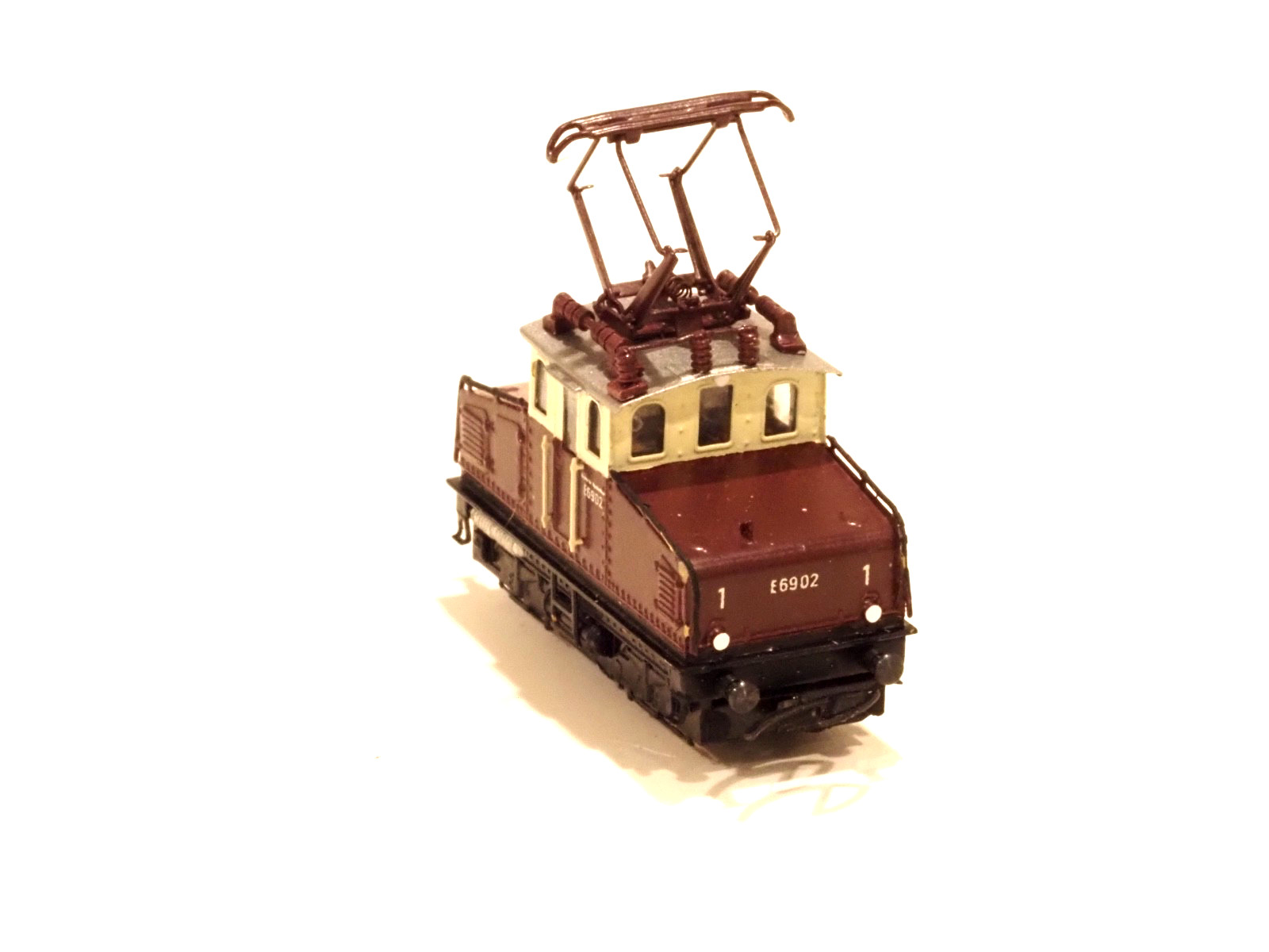 Z-Modellbau SP.ED E69 02 Rot DB POWERED Electric Locomotive Z-Scale Z Gauge