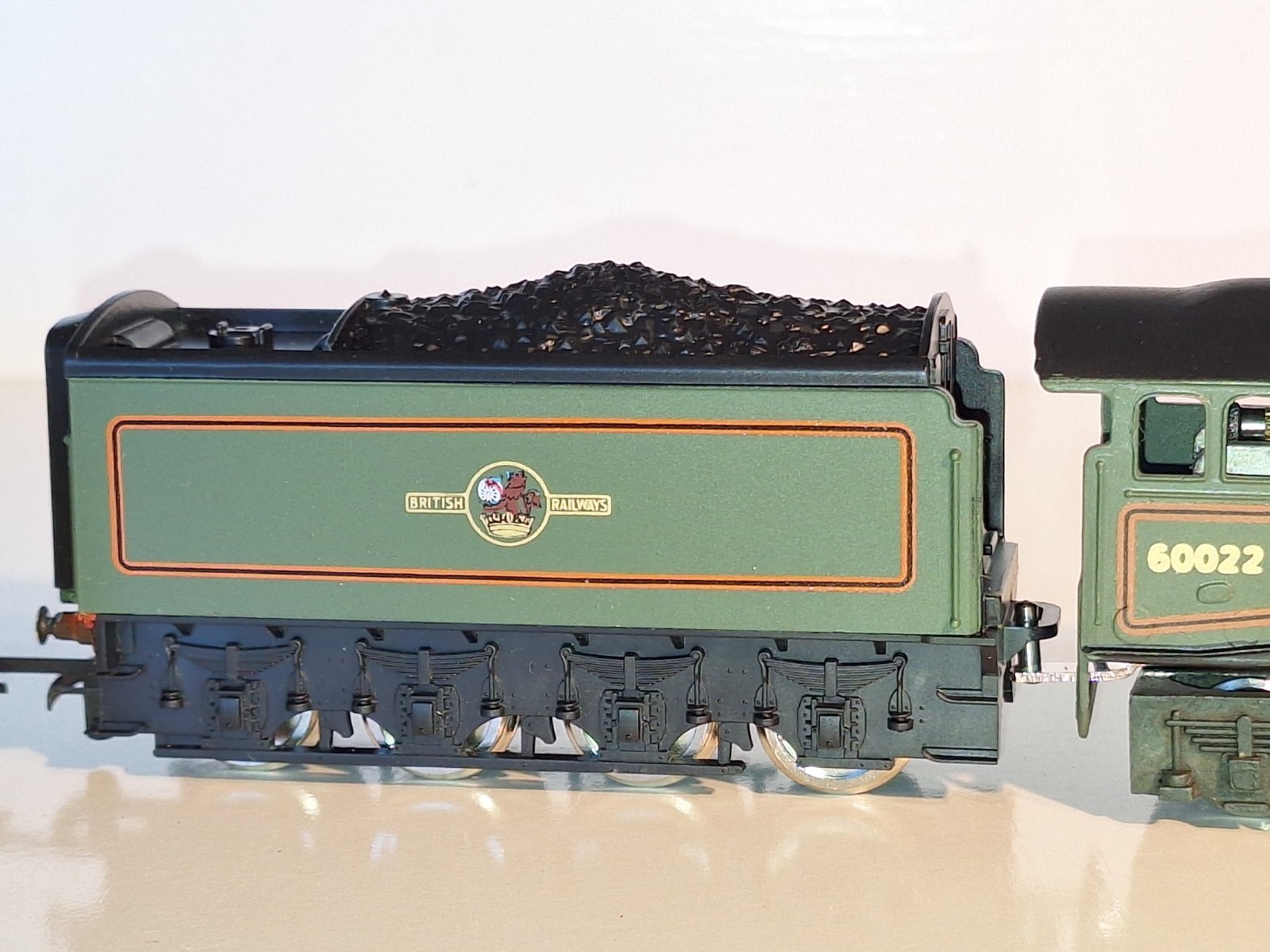 Wrenn W2211 BR 4-6-2 Mallard Loco #60022. New Old Stock. Mint Cond. Boxed. OO