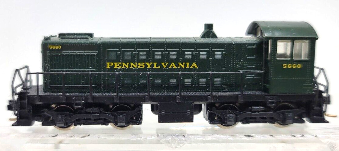 N 9mm Arnold 5024 Alco S-2 Diesel loco Pennsylvania #5660(Tested) knuc cplrs NIB