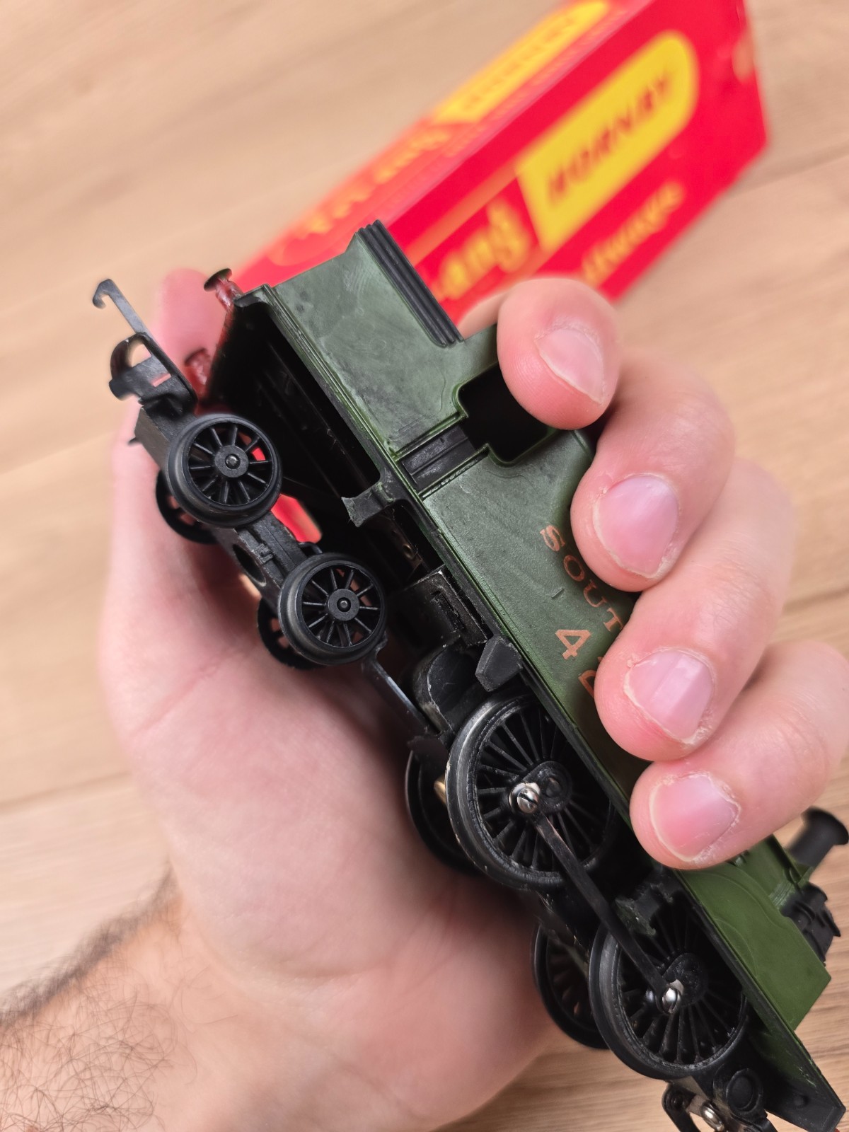 Triang Hornby R754 Class M7 Repainted Southern Tank Locomotive 42 Green OO Gauge