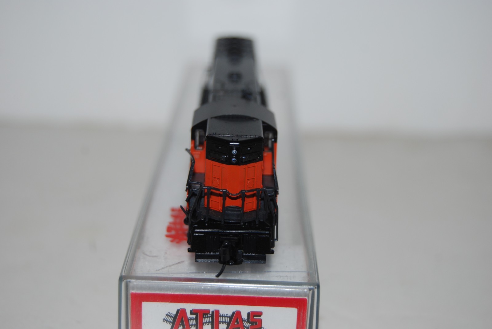 ATLAS “N” SCALE #4508 B&LE BESSEMER & LAKE ERIE EMD SD-7 DIESEL RD. #453