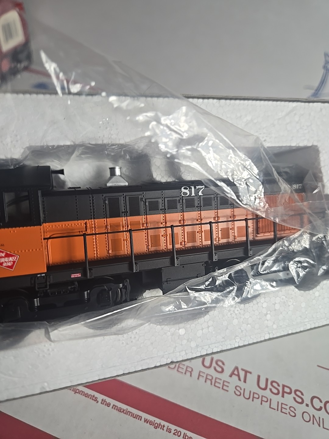 ATLAS HO ALCO S-4 MILWAUKEE ROAD LOCOMOTIVE SWITCHER #817 ITEM #8757 NEW