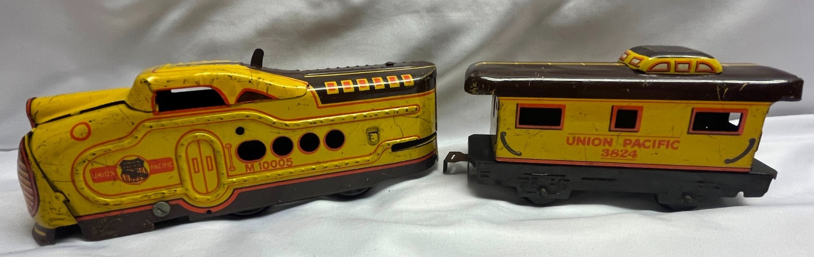 Vintage Marx Tin Litho M10005 Union Pacific Train/Caboose O Gauge Item Untested