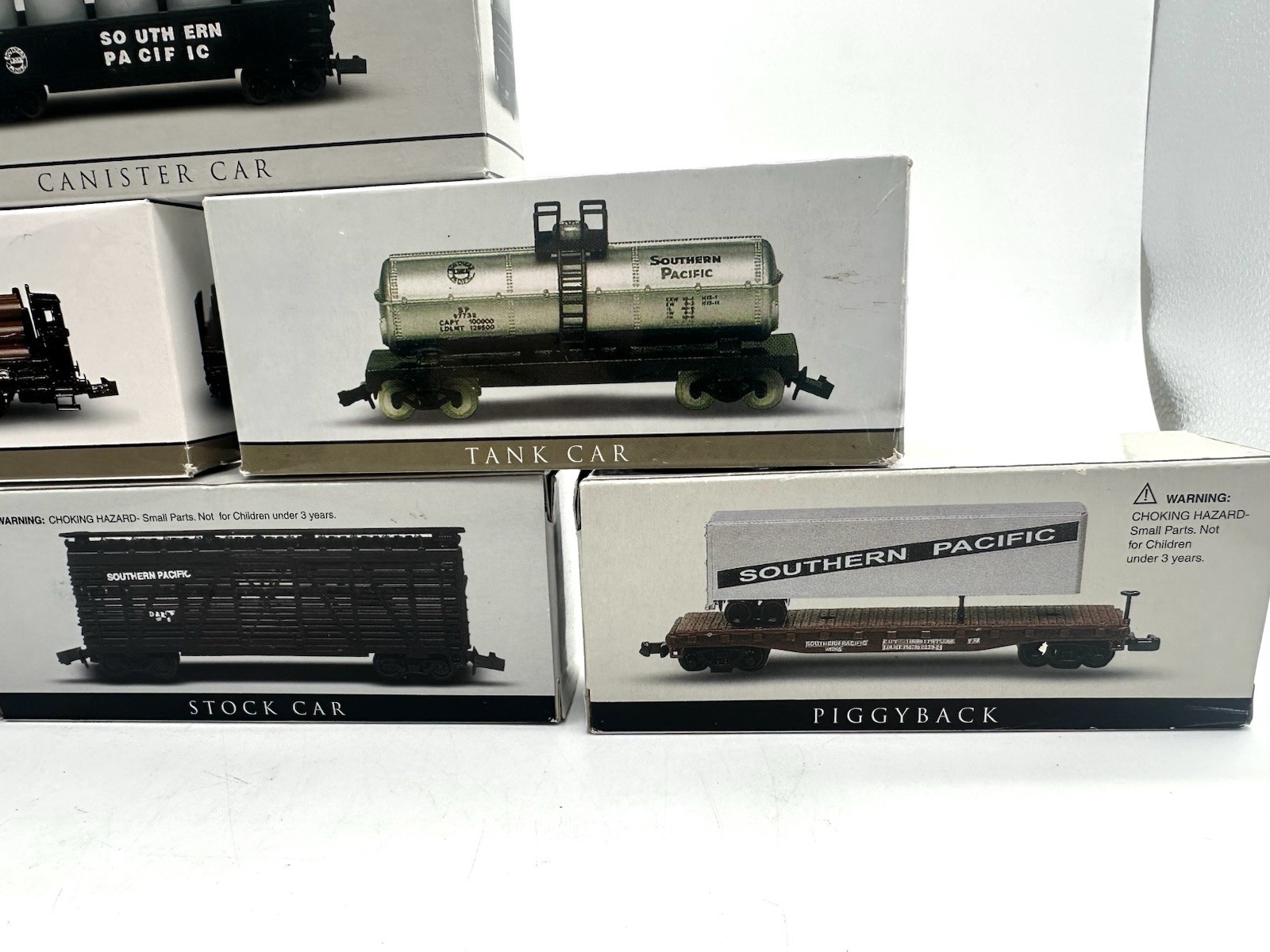 Readers Digest N Gauge Trains Southern Pacific Locomotive Freight Car Lot Of 6