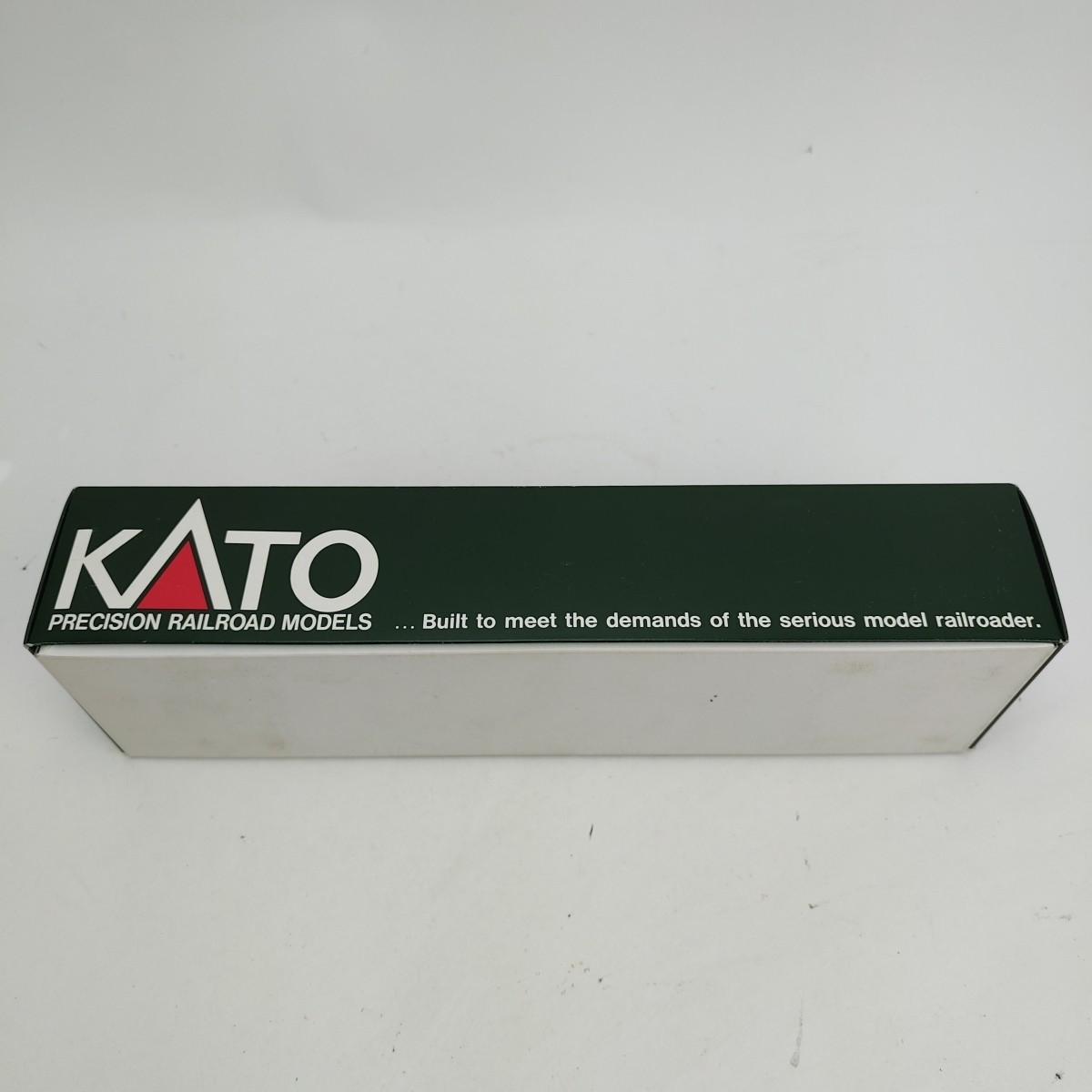 KATO HO Scale EMD GP35 Phase 1a Norfolk Southern #1308 W/O DB Locomotive 37-034