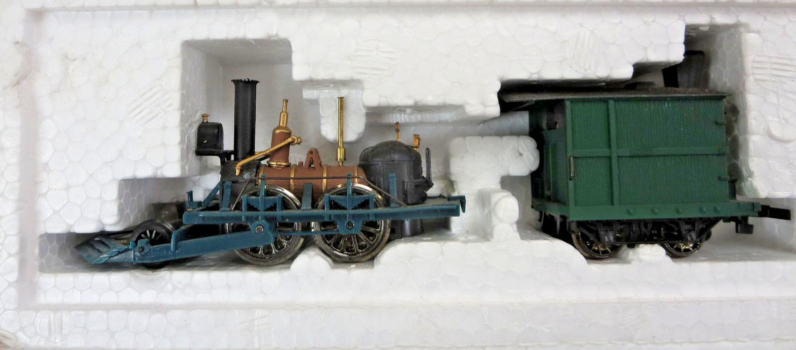 Bachmann 40-140 John Bull Train Set. New Very Old Stock. HO Runs Great.