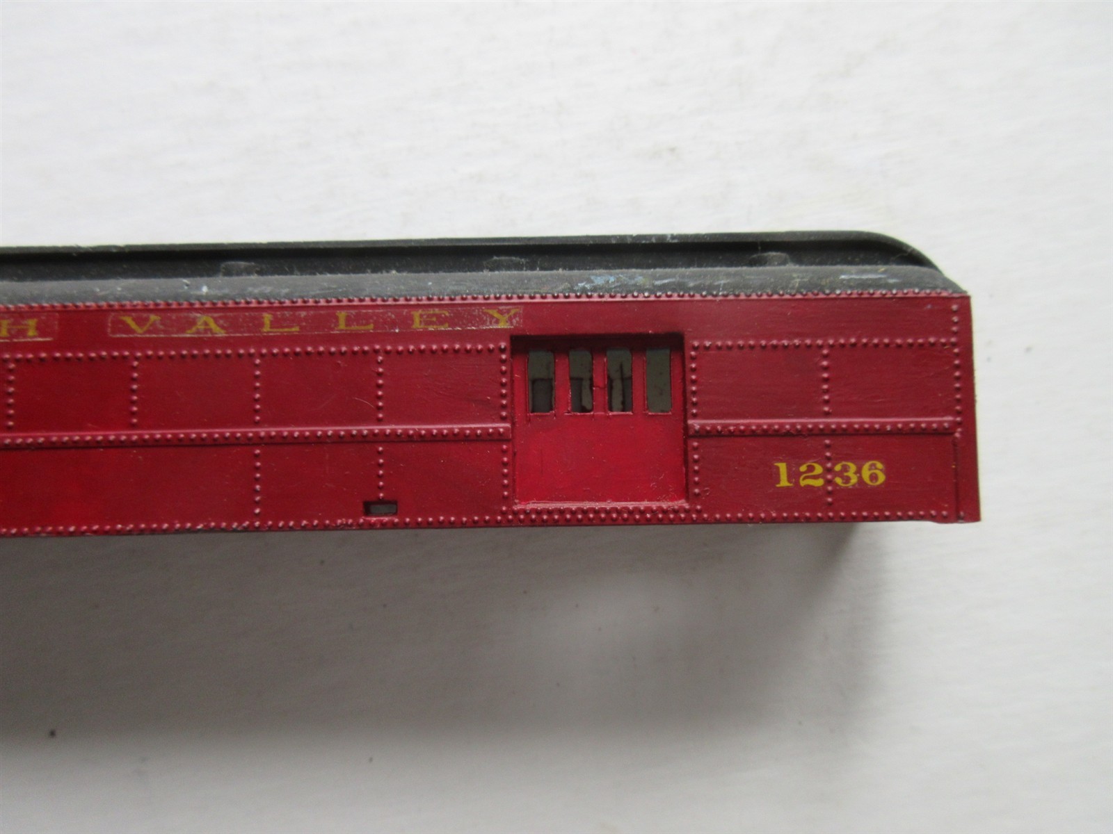 HO Scale LEHIGH VALLEY #1236 hand painted vintage SHELL ONLY