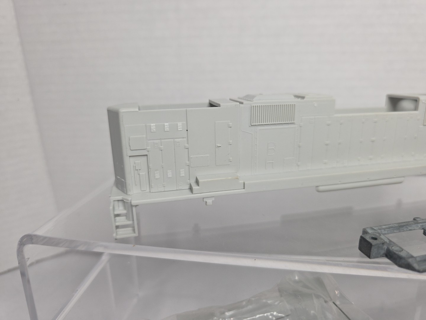 Rail Power Products HO Scale GP-60B Undecorated Slug Diesel Locomotive No Box