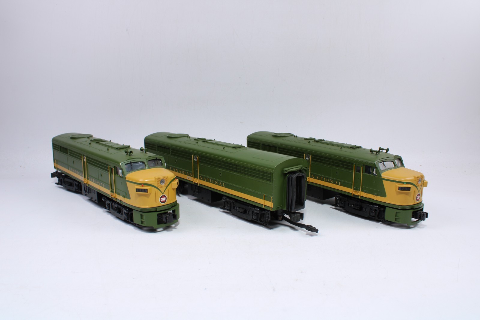 MTH 20-2243-1 O Gauge FA-2 ABA Locomotive Set Canadian National