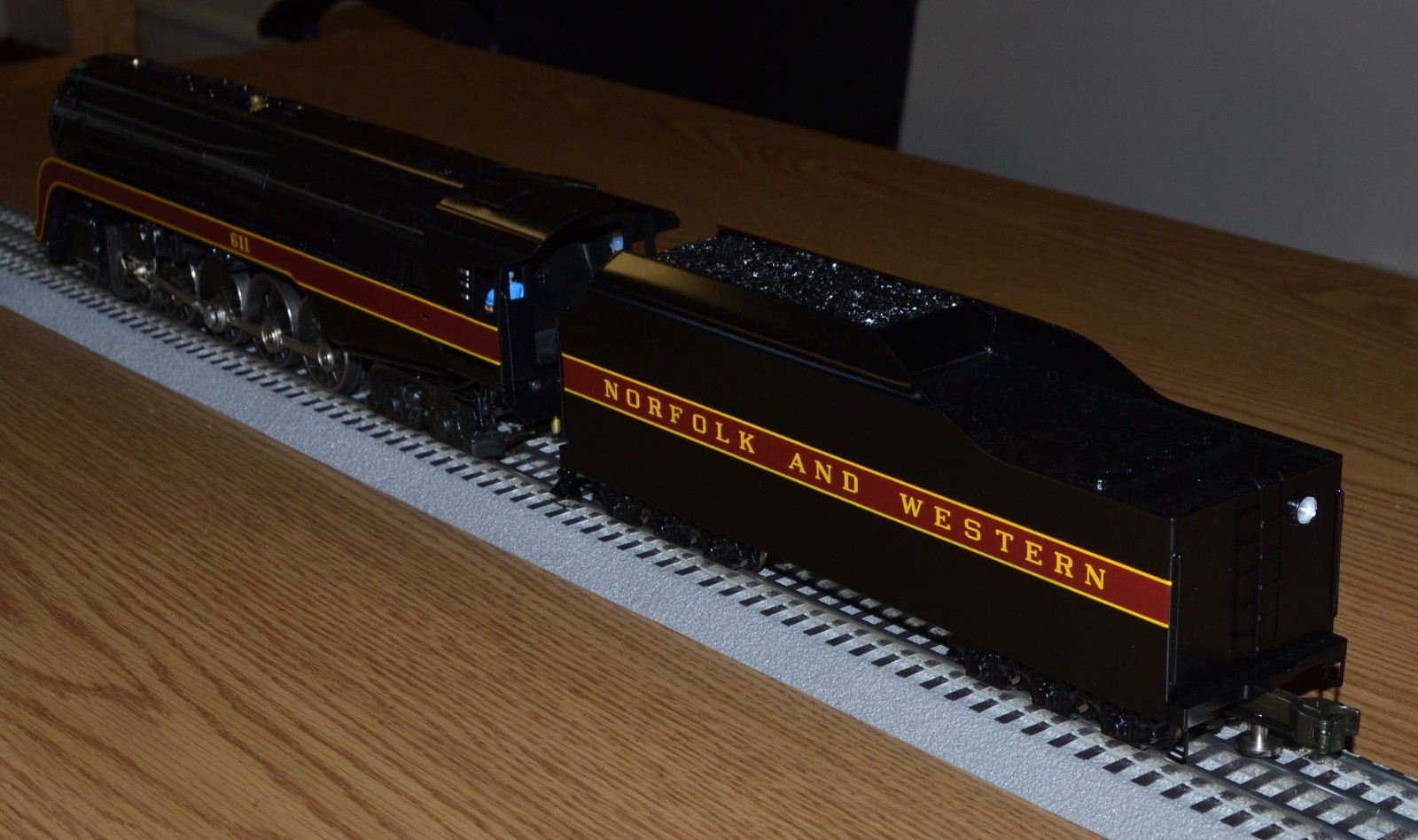 Williams Brass Norfolk & Western #611 Class J 4-8-4 Locomotive 3-Rail 5601 Video