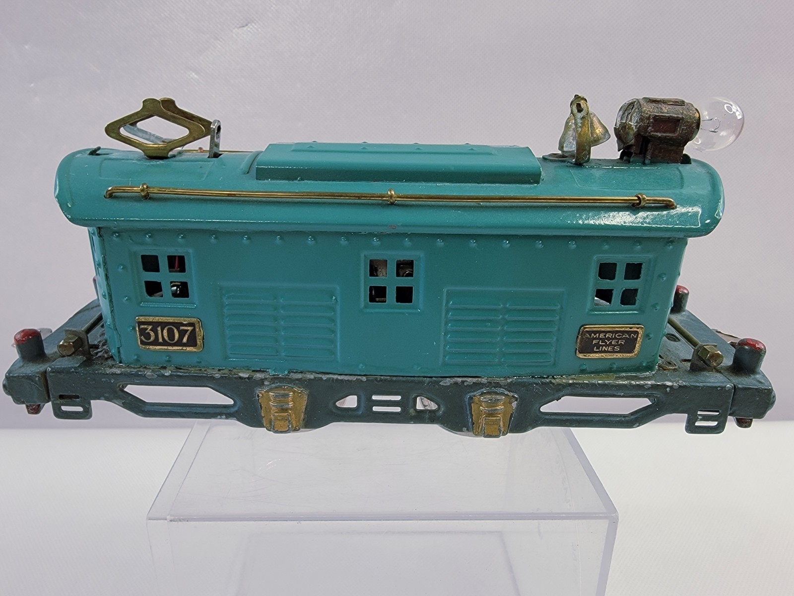 AMERICAN FLYER No. 3107 Locomotive w/ 3 Cars Green Tin Type Pre-War O Guage NICE