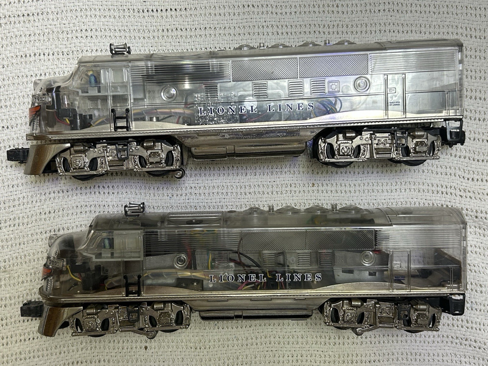 O Lionel 6-38151/2 Clear Can F3A Powered & Dummy Unit Set – (BG TESTED)