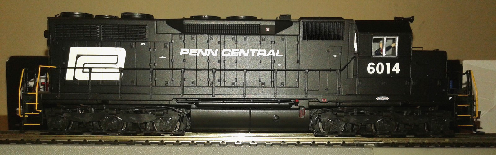 HO SCALE ATLAS CLASSIC GOLD EMD SD35 PENN CENTRAL PC #6014 DCC & SOUND 10002780