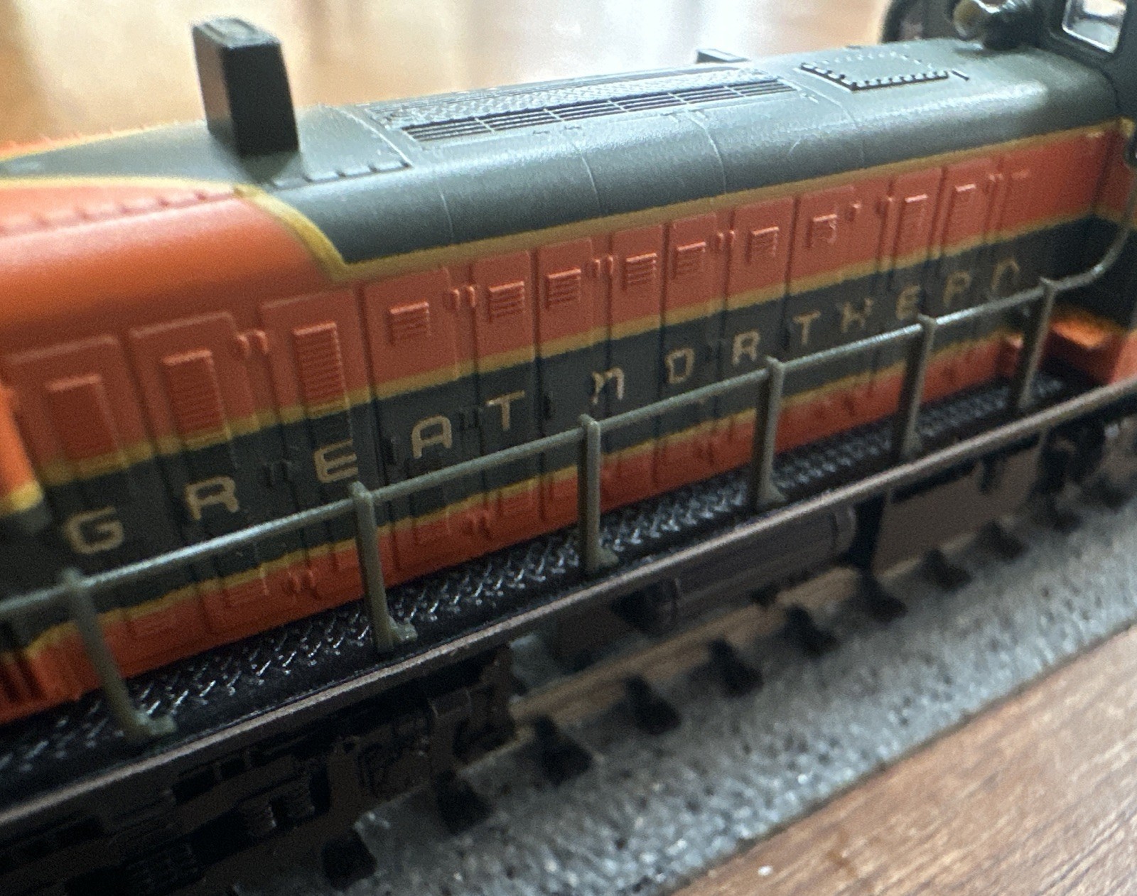 Atlas Classic N Scale Loco #42022 RS-3 Great Northern #228 Tested NOS NY
