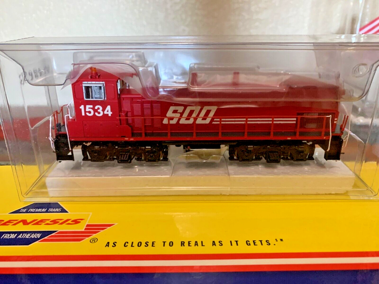 SOO LINE MP15ac SWITCH LOCO- DCC/TSUNAMI SOUND INTERIOR HO Scale -“GENESIS” NEW