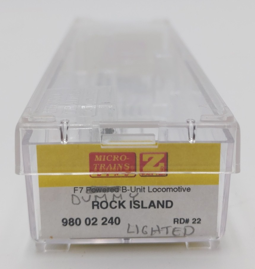 MicroTrains 98002240 Z Rock Island EMD F7B Diesel Locomotive Dummy w/Lights #22