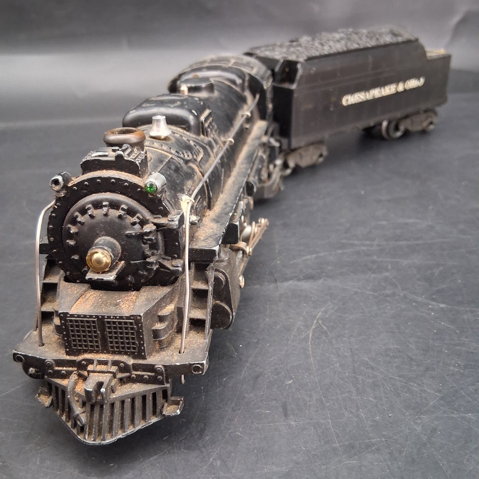 Lionel 2026 Locomotive O Gauge & 2466WX Whistle Tender Tested & Runs READ DESC