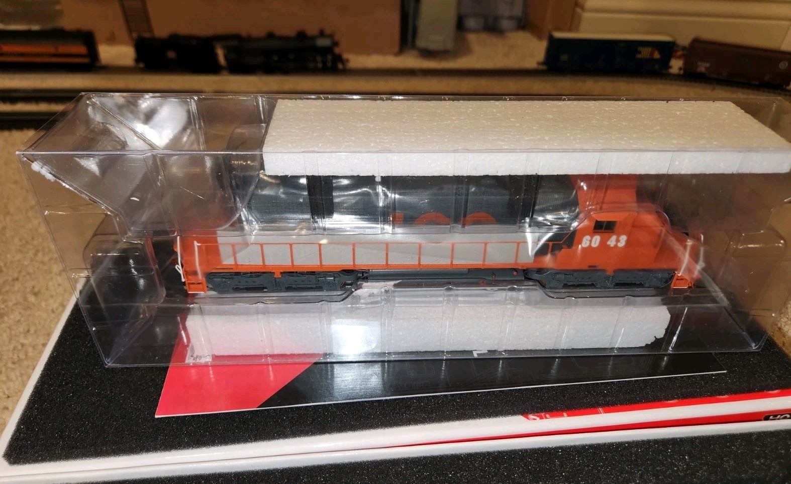 Scale Trains SXT38809 ICG SD40-2 6043 DCC Sound Illinois Central Gulf HO Scale