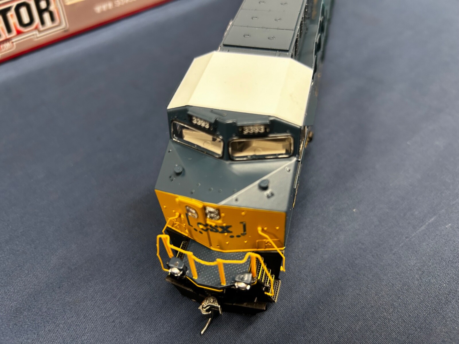 Scaletrains HO CSX Transportation #3393 ET44AC Diesel Engine DCC/Sound SXT10446