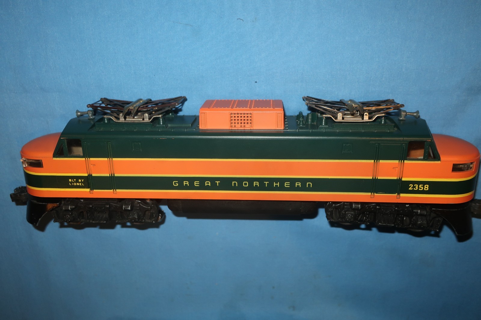 Lionel #2358 EP-5 Great Northern Electric Locomotive. Runs well. Restored