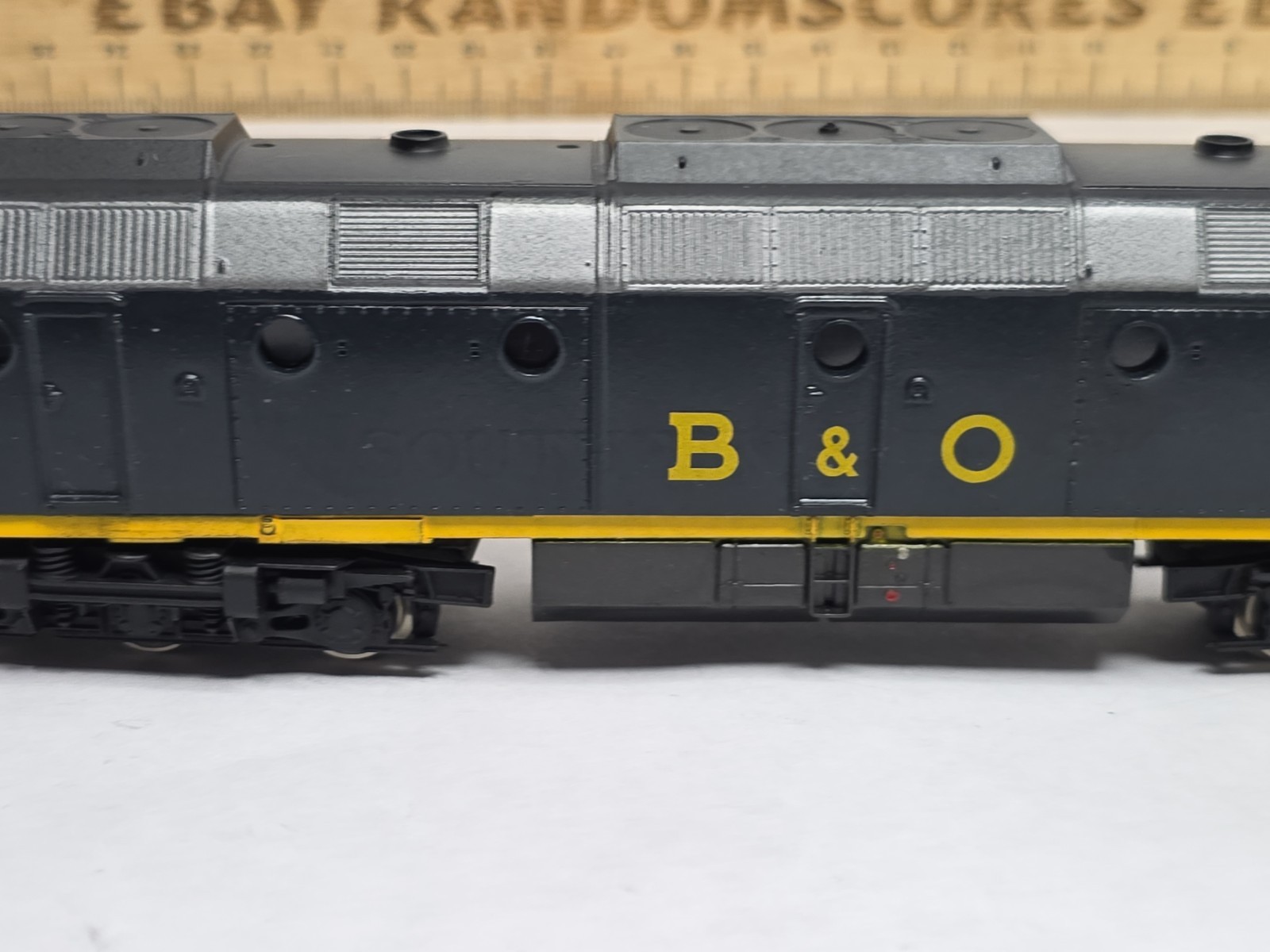 Rivarossi HO Scale Dummy Custom Paint B&O 6900 KM ML 4000 Diesel Locomotive