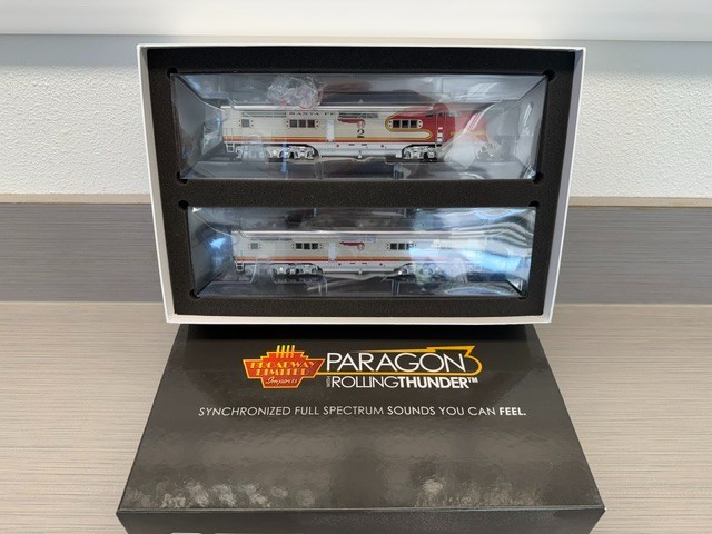 Broadway Limited ATSF E1 A/B Set #2L & #2A New Never Out Of The Box
