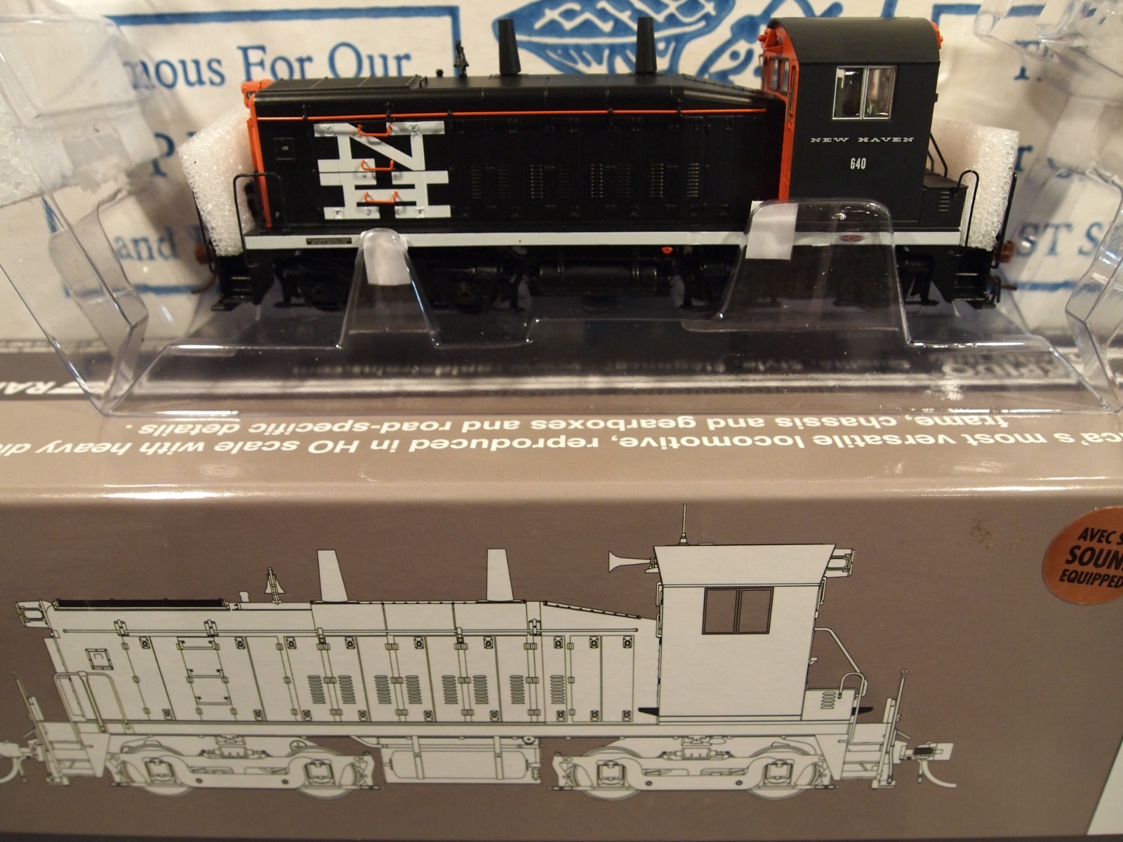 RAPIDO 27540 NEW HAVEN EMD SW-1200 ROAD No.640 WITH DCC+SOUND