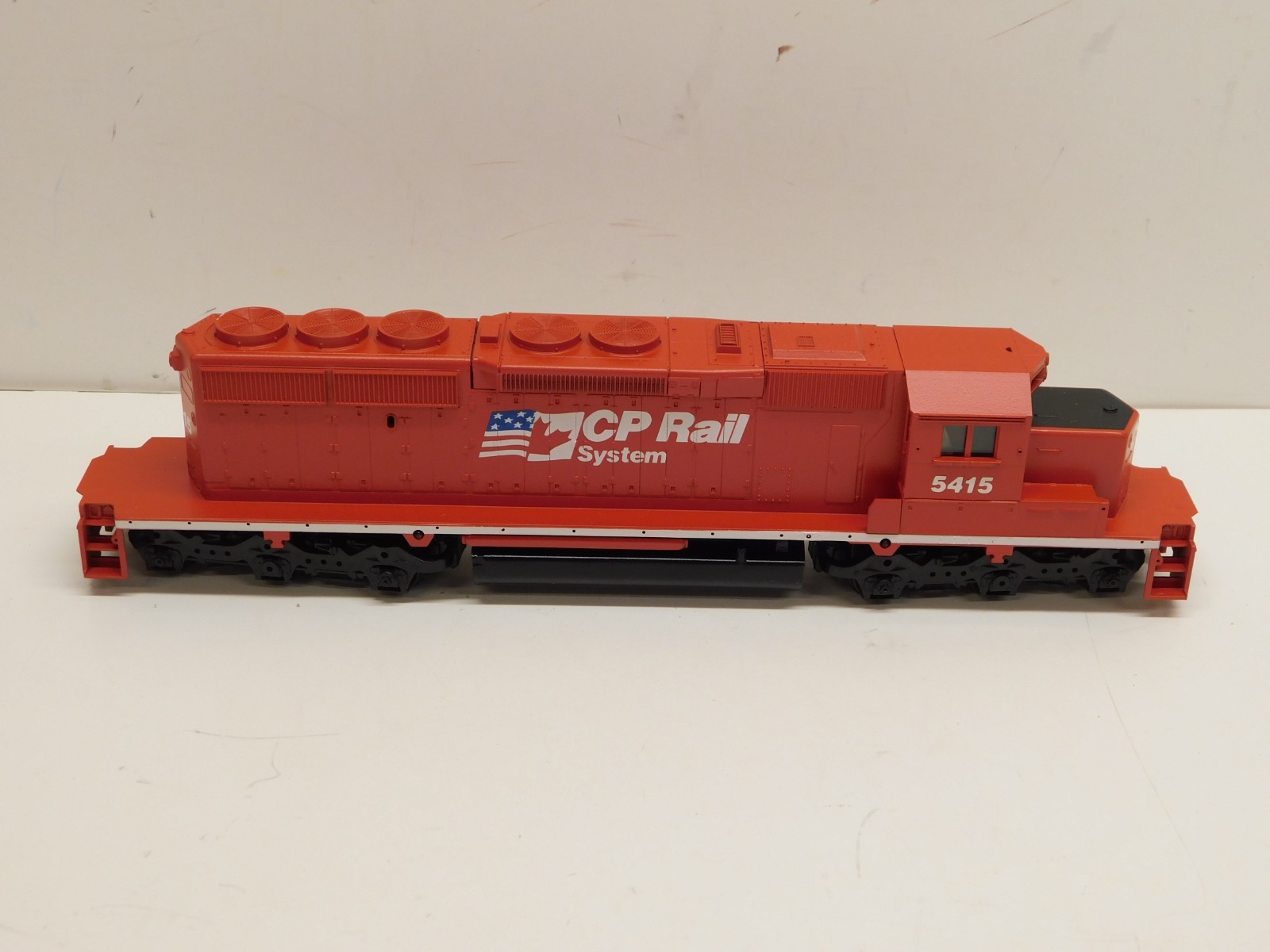 Athearn Blue Box CP Rail SD40-2 Diesel Locomotive #5415-Unpowered Dummy