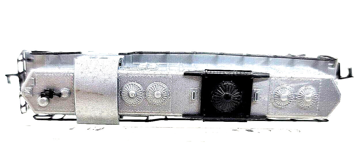 N 9mm Arnold 5047 EMD GP9 Unpainted/Unlettered (Tested)