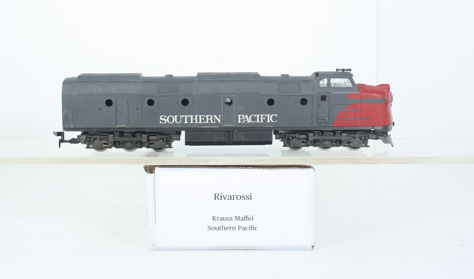 HO Scale Rivarossi Southern Pacific Krauss Maffei Locomotive Runs Well