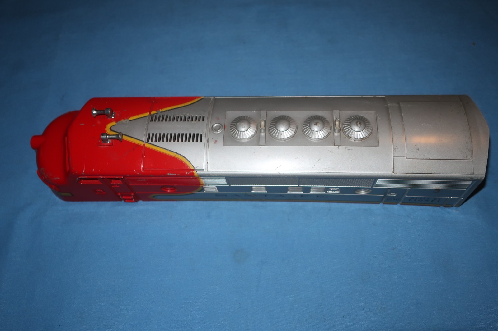 Lionel #2243 Santa Fe F3 Diesel Locomotive Shell